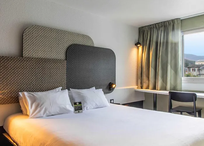 ibis Lourdes Centre Gare